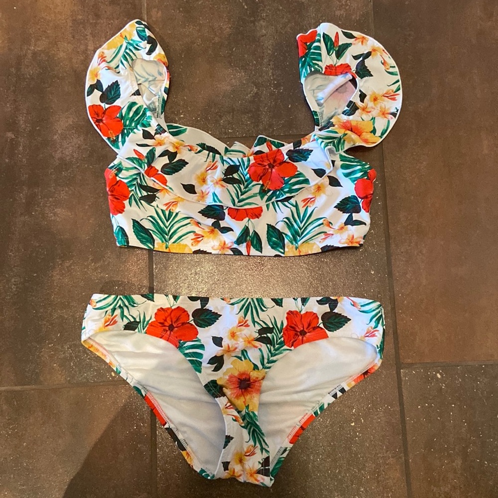 Cabana Del Sol Floral Ruffle Bikini